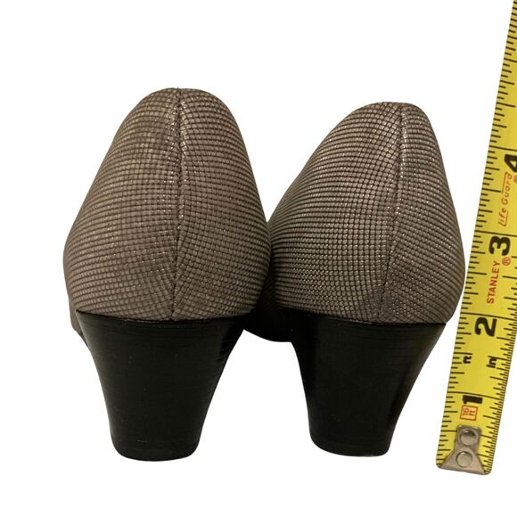 Munro American Comfort Flats Grey Metalic Print Block Heels Size 6.5 - Picture 6 of 9